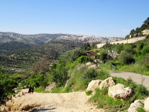 Jerusalem Trail: Jerusalem trail, Lifta, Ramot, Nebi Samuel - © Deniz Bensason