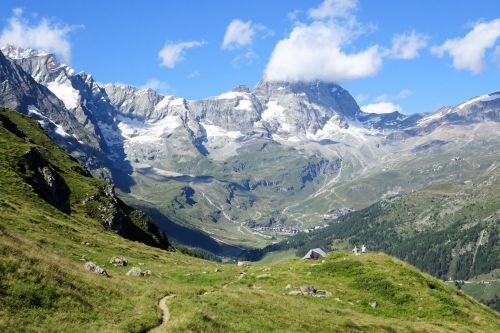 Landscapes/Mountains - Italy: Above the Aosta Valley 